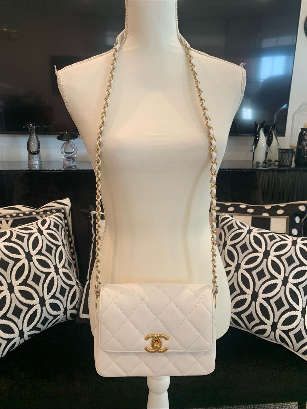 CHANEL White Quilted Lambskin Crossbody Bag with Gold Hardware. Never used